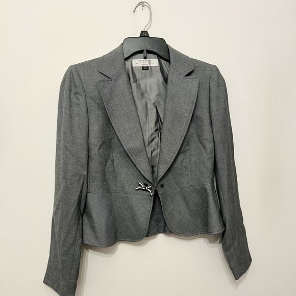 Tahari Arthur S. Levine Gray Formal Blazer Jacket Women’s Size 2P with skirt - Picture 4 of 6